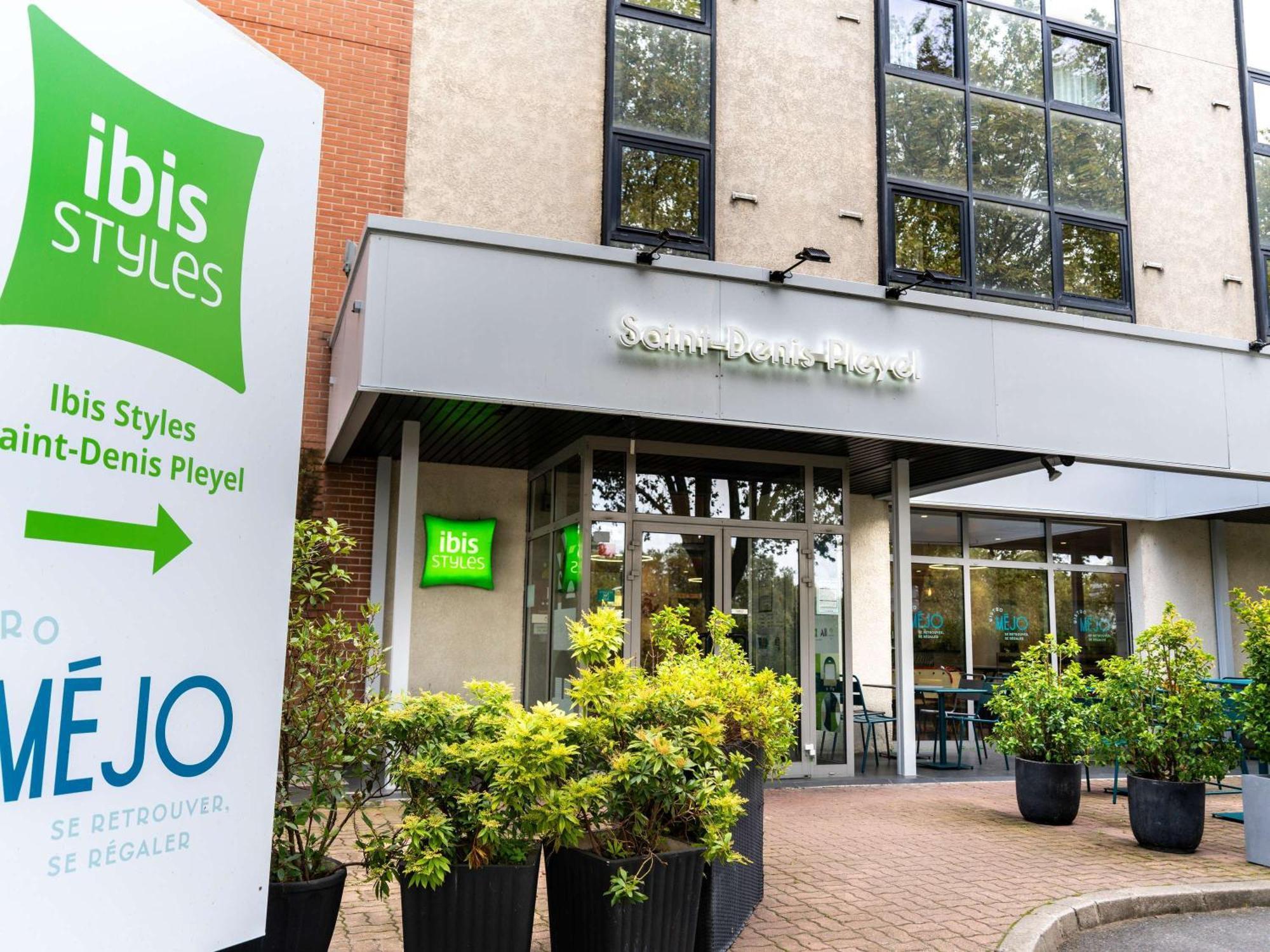Hotel Ibis Styles Paris Saint Denis Pleyel Esterno foto